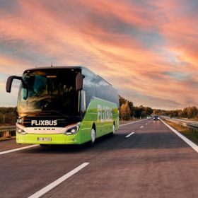 Webfleet ondersteunt FlixBus op weg naar een nog veiliger busnetwerk met AI-gebaseerde videotelematica